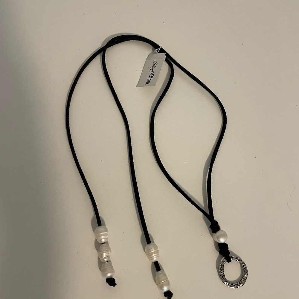 Black necklace/choker